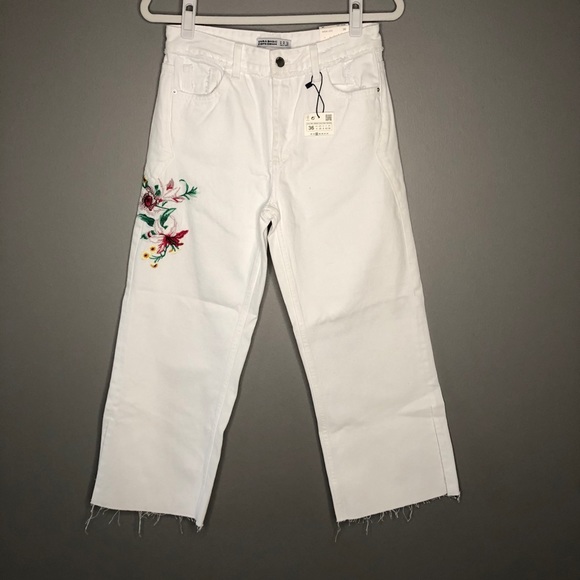 ZARA • NWT Wide Leg Floral Embroidered White Crops - Picture 2 of 13